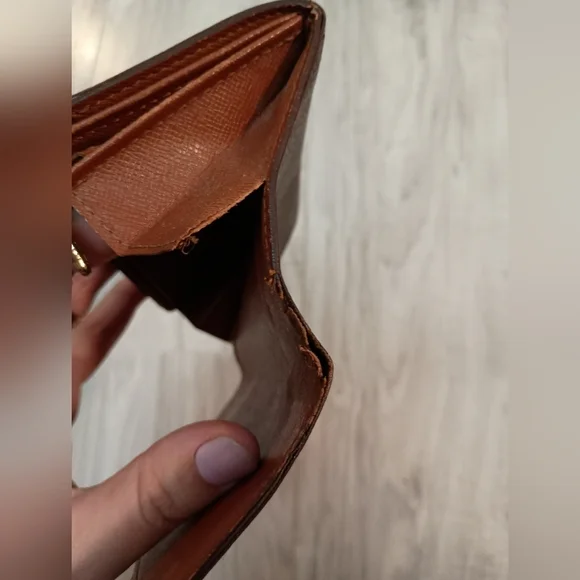 Louis Vuitton Portomone Zip Monogram Bifold Wallet - Picture 7 of 12